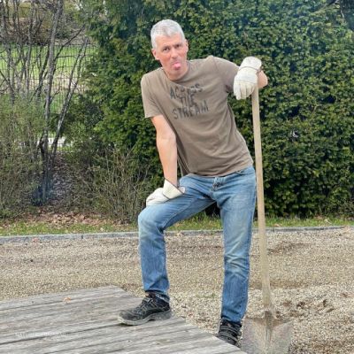 5e7e1eef-4402-4774-8c2c-63c5b47f6e31