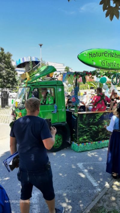 b121e907-03ea-4411-bff4-3d8d141288a8