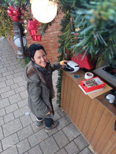 b6fdc9cc-69f8-4492-886d-8bc1da5cbe99